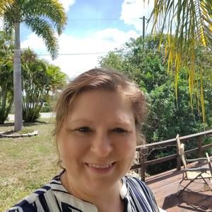 Meet your Posher, Veronica